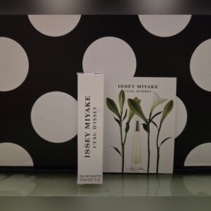 10/$25✨️Issey Miyake L'eau D'Issey EDT✨️